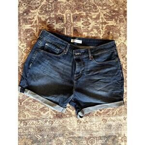 Levi Signature Gold Mid-rise Jean Shorts